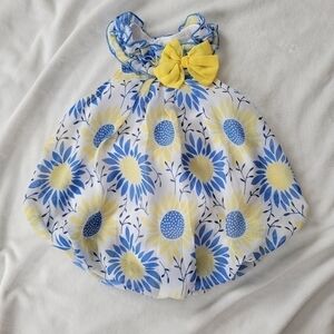 Baby Essentials white w/blue & yellow flowers sleeveless bubble romper 3m
